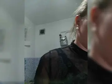 Alenushka888  live sex cam