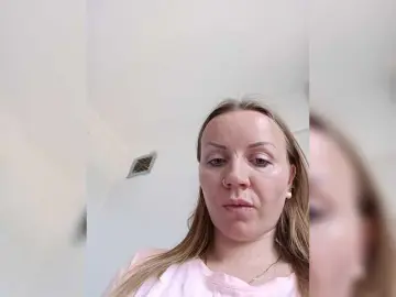 Alenushka888  live sex cam