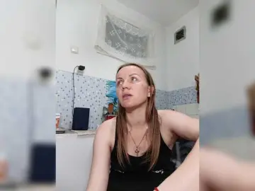 Alenushka888  live sex cam