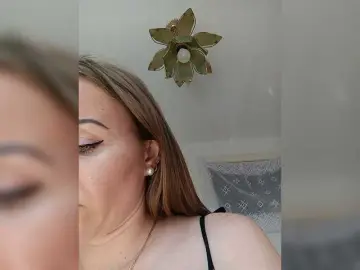Alenushka888  live sex cam
