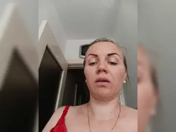 Alenushka888  live sex cam