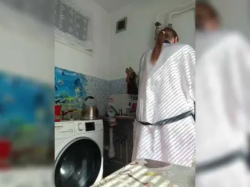 Alenushka888  live sex cam