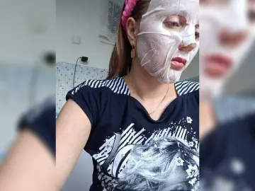 Alenushka888  live sex cam