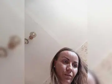 Alenushka888  live sex cam