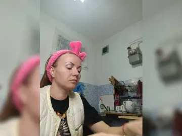 Alenushka888  live sex cam