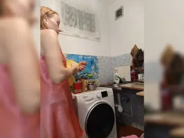 Alenushka888  live sex cam