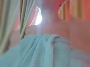 MinniMia  live sex cam