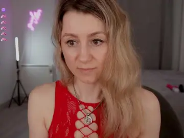 MrsMilana  live sex cam