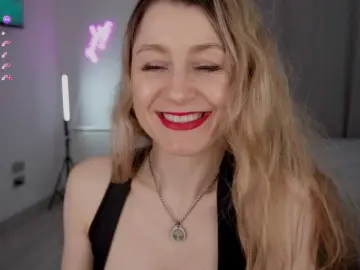 MrsMilana  live sex cam