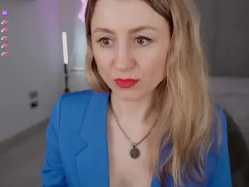 MrsMilana  live sex cam