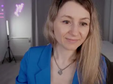 MrsMilana  live sex cam
