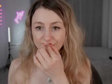 MrsMilana  live sex cam