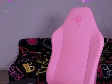 MrsMilana  live sex cam