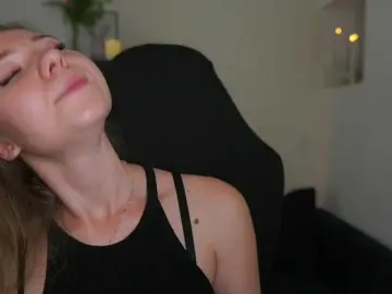 VivienVance  live sex cam