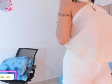 Mhia-paris  live sex cam
