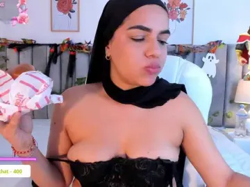Mhia-paris  live sex cam
