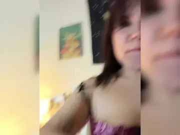 Reyniri  live sex cam
