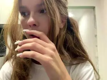 AnaByant  live sex cam