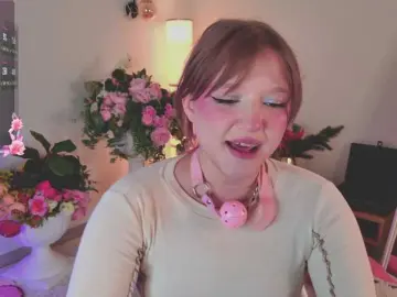 CrazyWine  live sex cam