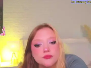 CrazyWine  live sex cam