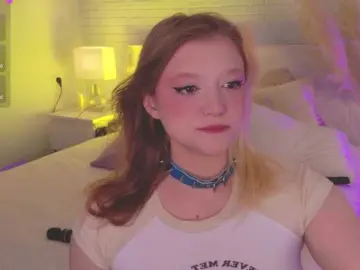CrazyWine  live sex cam