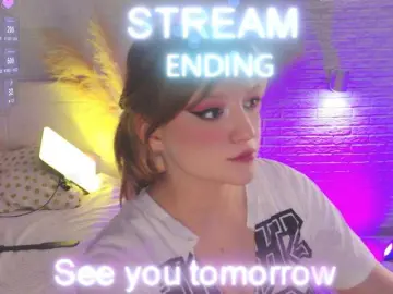 CrazyWine  live sex cam