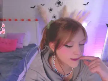 CrazyWine  live sex cam