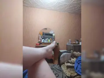 Dasha04  live sex cam