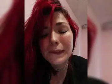 Horny-Lina  live sex cam