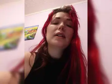 Horny-Lina  live sex cam