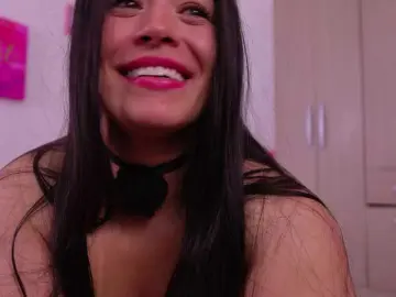 Natalia-Valencia  live sex cam