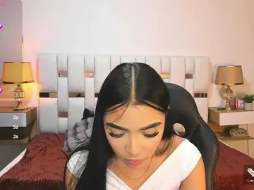 NauthyNahomi  live sex cam