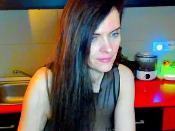 SexQueen11  live sex cam