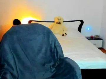 SexQueen11  live sex cam