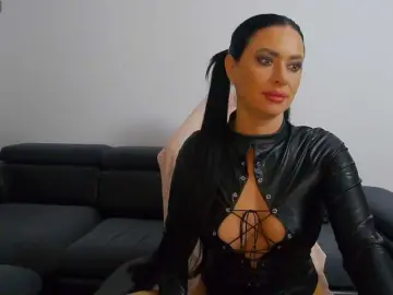 TallidaChance  live sex cam