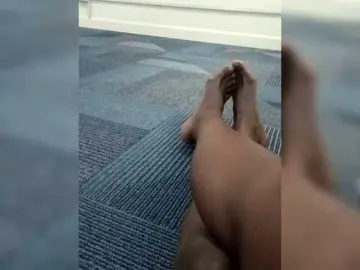 WendyHellens1  live sex cam