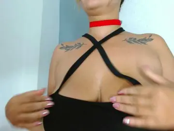 Carlabeer  live sex cam