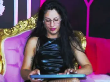Areina  live sex cam
