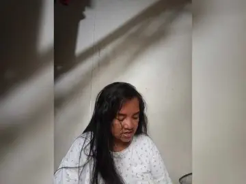 AsianBella  live sex cam
