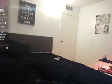 EmeryKinleys  live sex cam