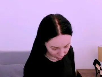 MiaFoxy  live sex cam