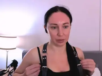 MiaFoxy  live sex cam