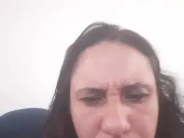 MirelaAndrade  live sex cam