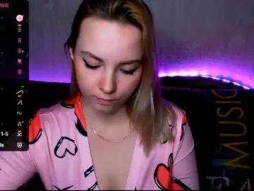 ORNELLAMUTTY  live sex cam