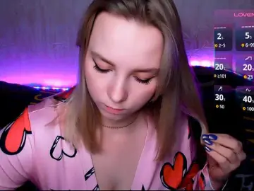 ORNELLAMUTTY  live sex cam