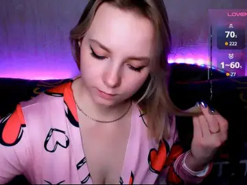 ORNELLAMUTTY  live sex cam