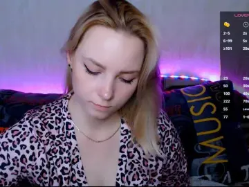 ORNELLAMUTTY  live sex cam