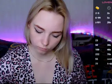 ORNELLAMUTTY  live sex cam