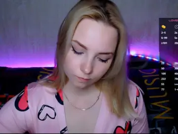 ORNELLAMUTTY  live sex cam