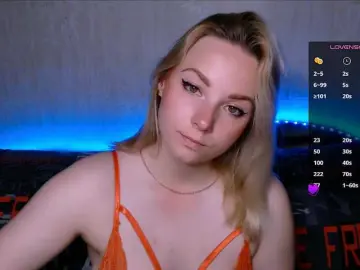 ORNELLAMUTTY  live sex cam